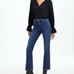 Kick Out Crop Women’s Jeans
